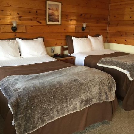 Captain'S Choice Motel Haines Kültér fotó