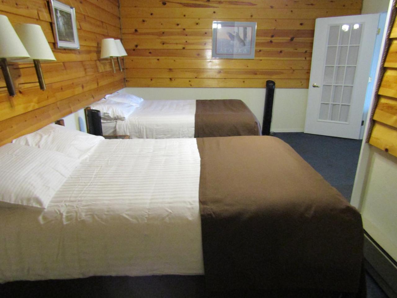 Captain'S Choice Motel Haines Kültér fotó