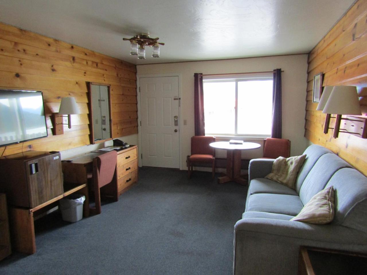 Captain'S Choice Motel Haines Kültér fotó