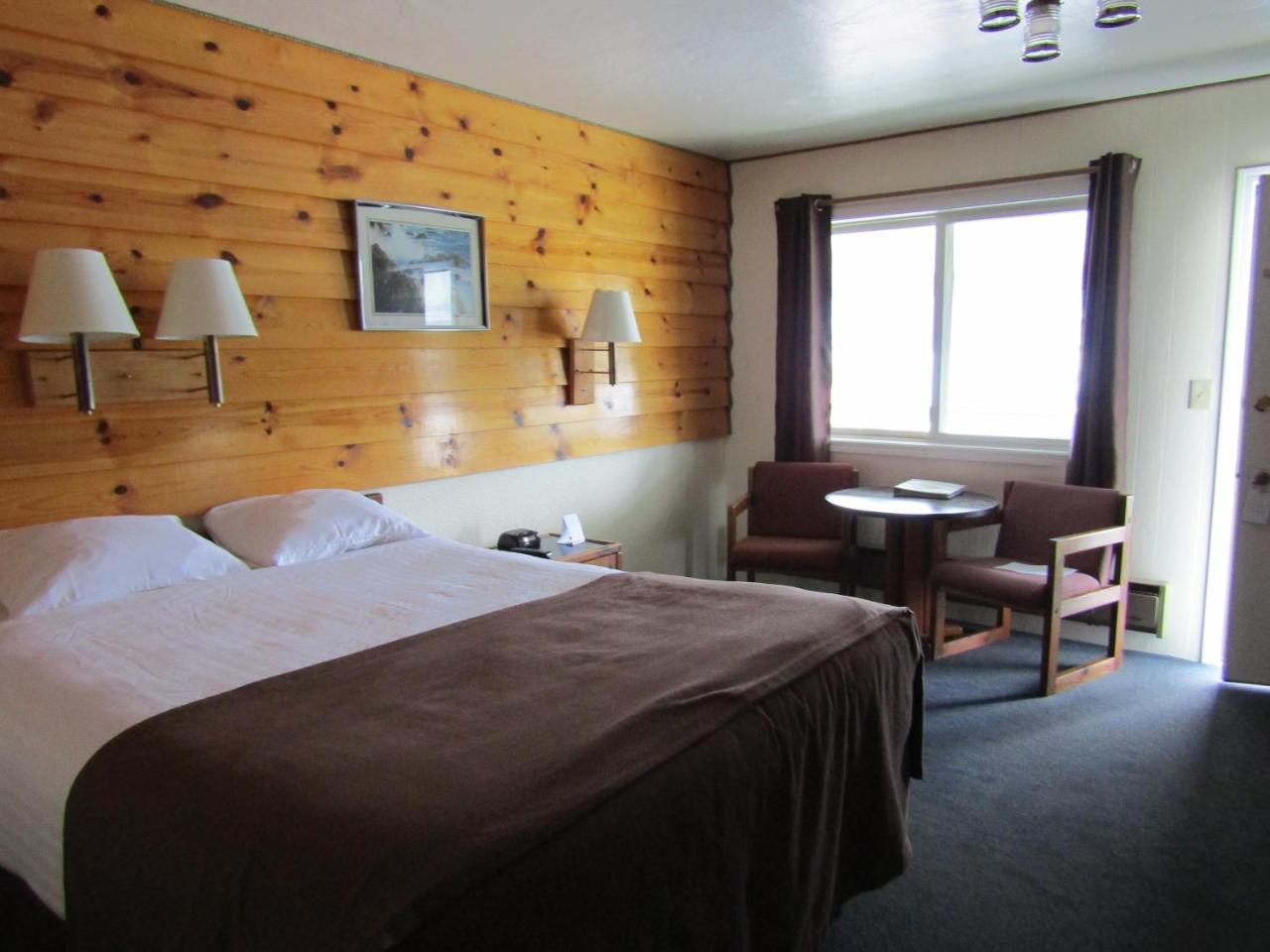 Captain'S Choice Motel Haines Kültér fotó