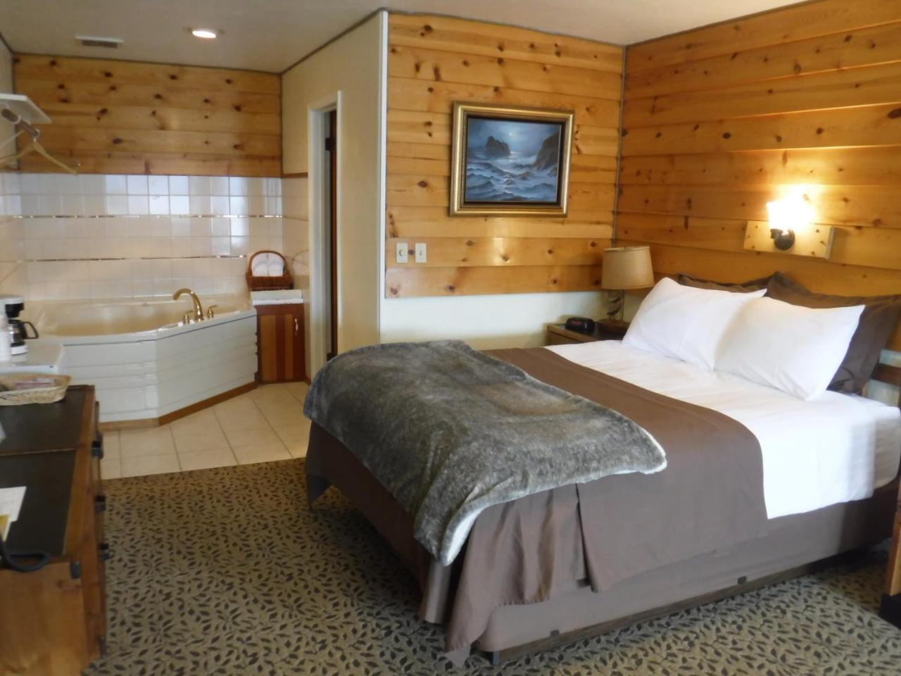 Captain'S Choice Motel Haines Kültér fotó
